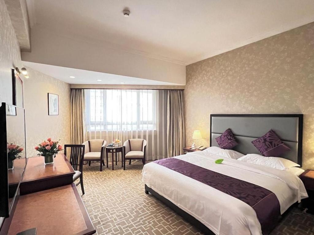 Century Plaza Hotel Shenzhen Exterior photo