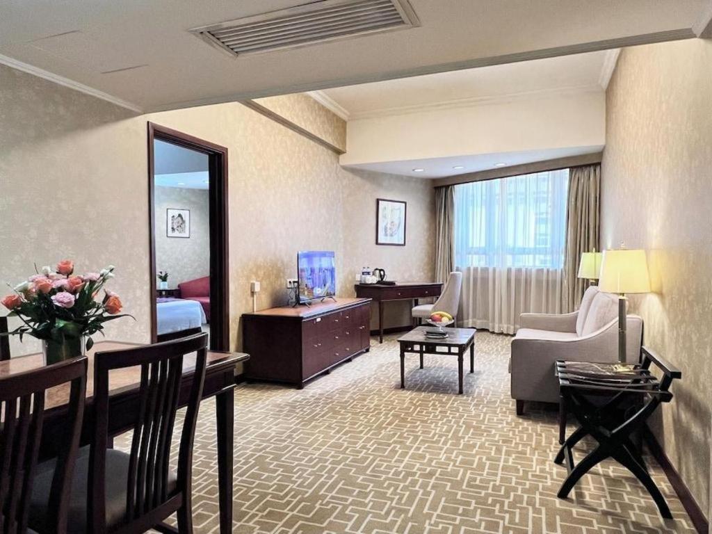 Century Plaza Hotel Shenzhen Exterior photo