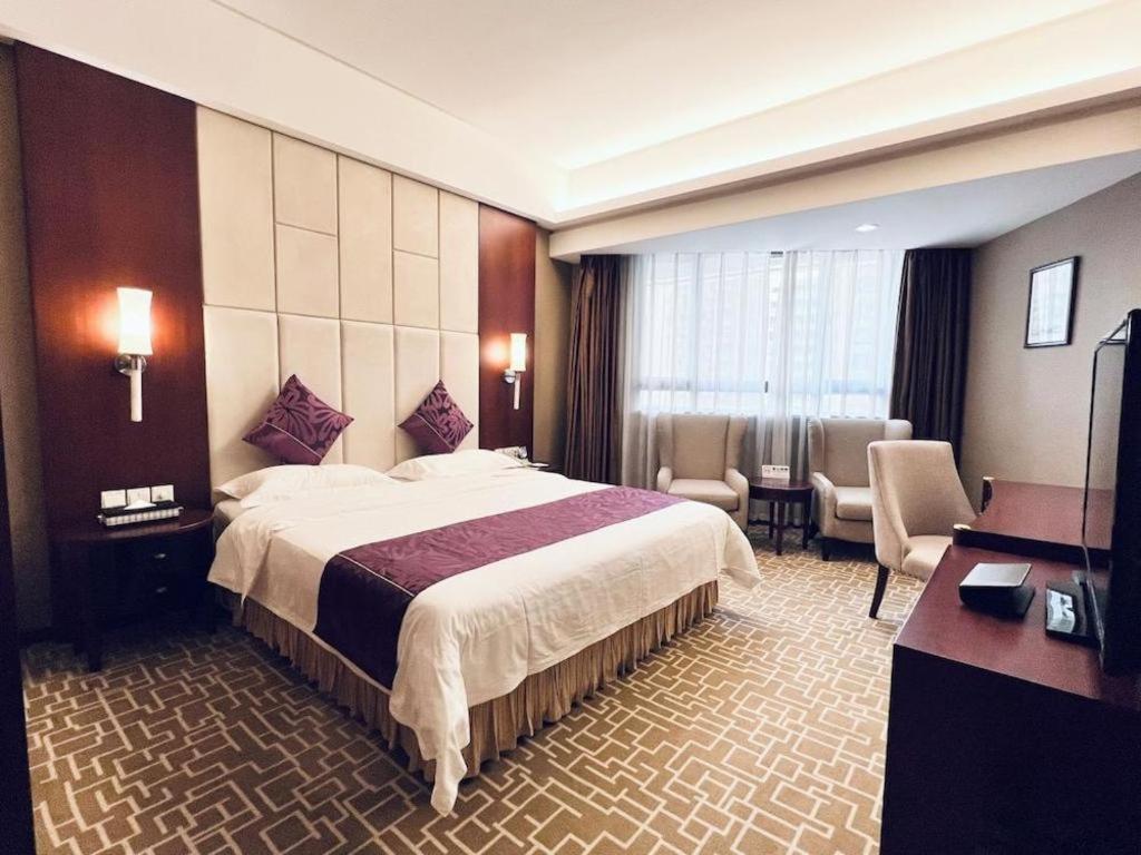 Century Plaza Hotel Shenzhen Exterior photo